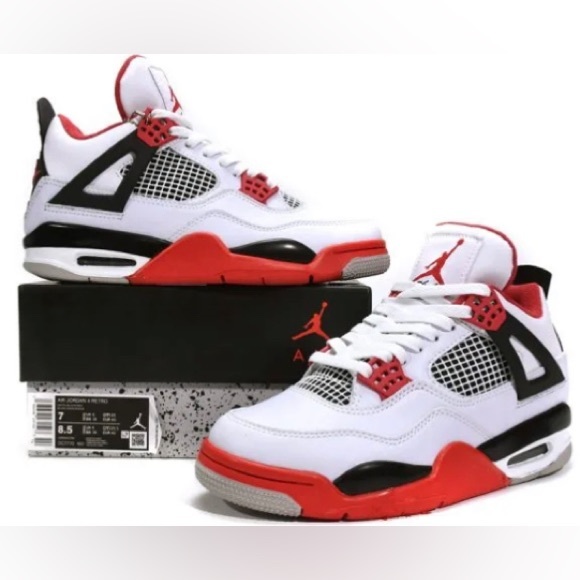 Selling OG Jordan, four retro fire red size 10 in men - Picture 2 of 8